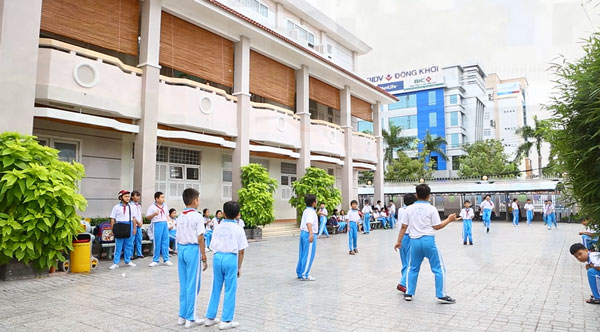 Tuyen-dung-vien-chuc-giao-duc-2019.jpg