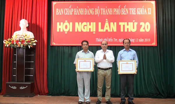 Dang-bo-thanh-pho-BT-lan-thu-20-2.jpg