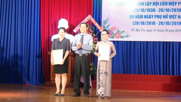 Phu-nu-Viet-Nam-20-10-2019.png