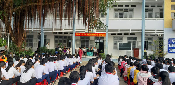 THCS-SD-giao-duc-ky-nang-song.jpg