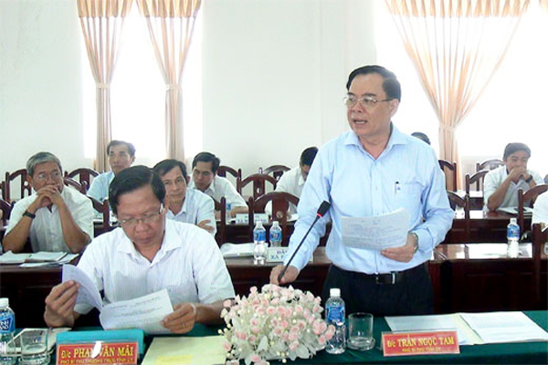 Tinh-uy-lam-viec-voi-Thanh-uy-Ben-Tre-2019-1.png