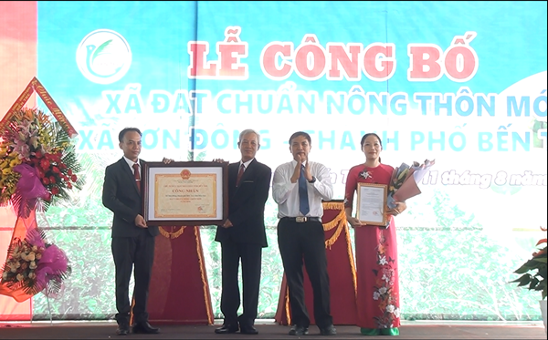 Trao-QDD-xa-NTM-Son-Dong-22-8-2019.png
