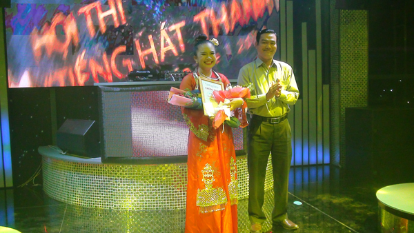 Hoi-thi-tieng-hat-thanh-nien-thanh-pho-Ben-Tre-2018.png