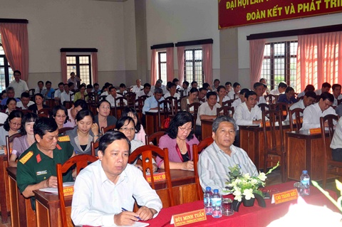 Cán bộ chủ chốt thành phố tham dự hội nghị. (Ảnh: ĐB)