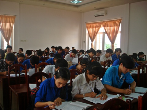 Cán bộ Đoàn, Hội tham gia lớp tập huấn.