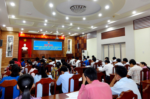 Quang cảnh buổi họp báo.